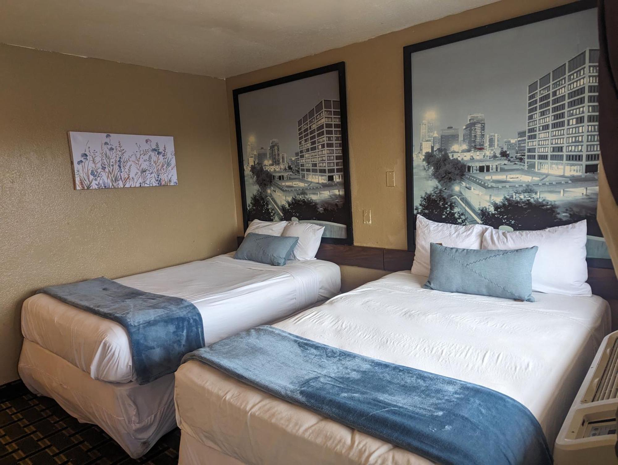 Southern Comfort Hotel Tulsa Bagian luar foto