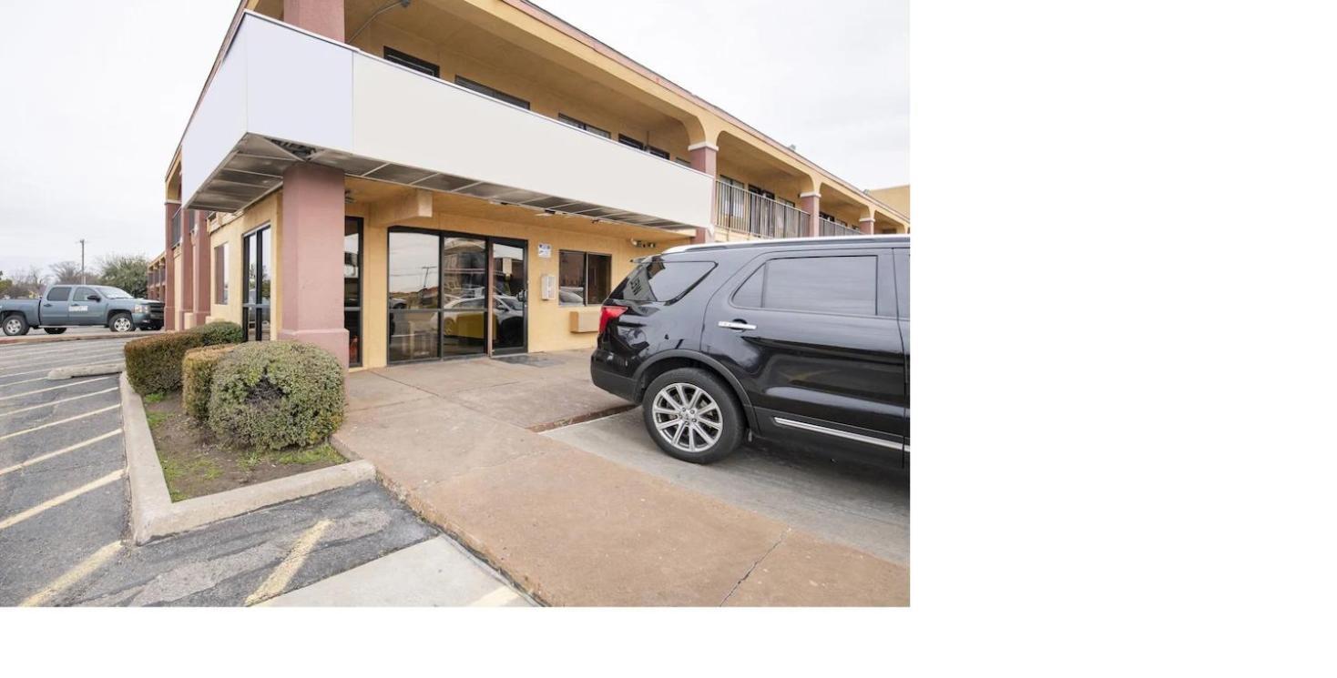 Southern Comfort Hotel Tulsa Bagian luar foto